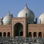 badshahi mosque