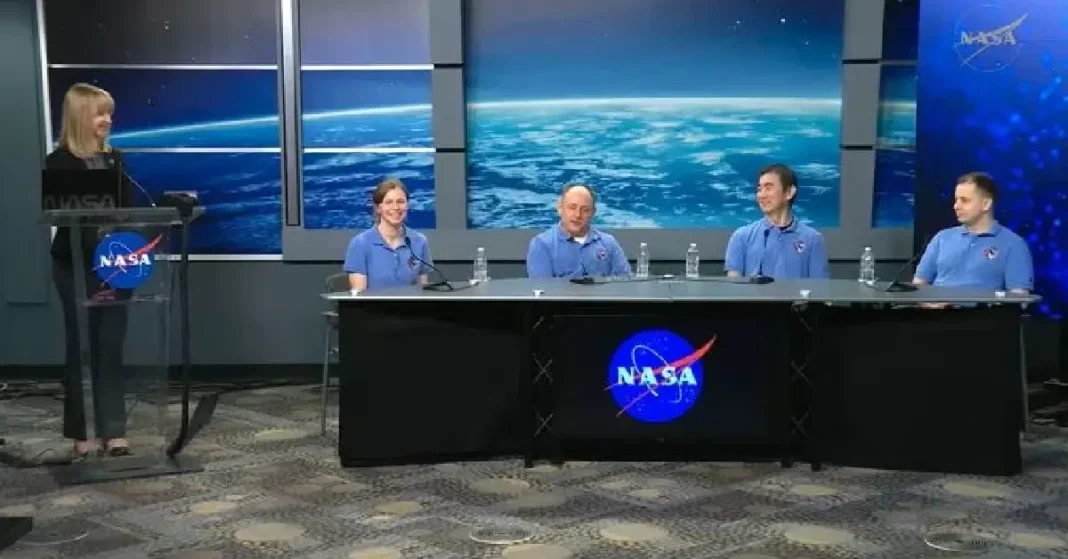 NASA astronauts speak out after first-ever medical evacuation from ISS